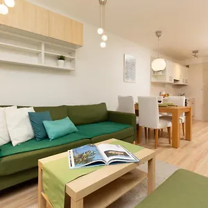 żelazna By Renters Apartament Warszawa